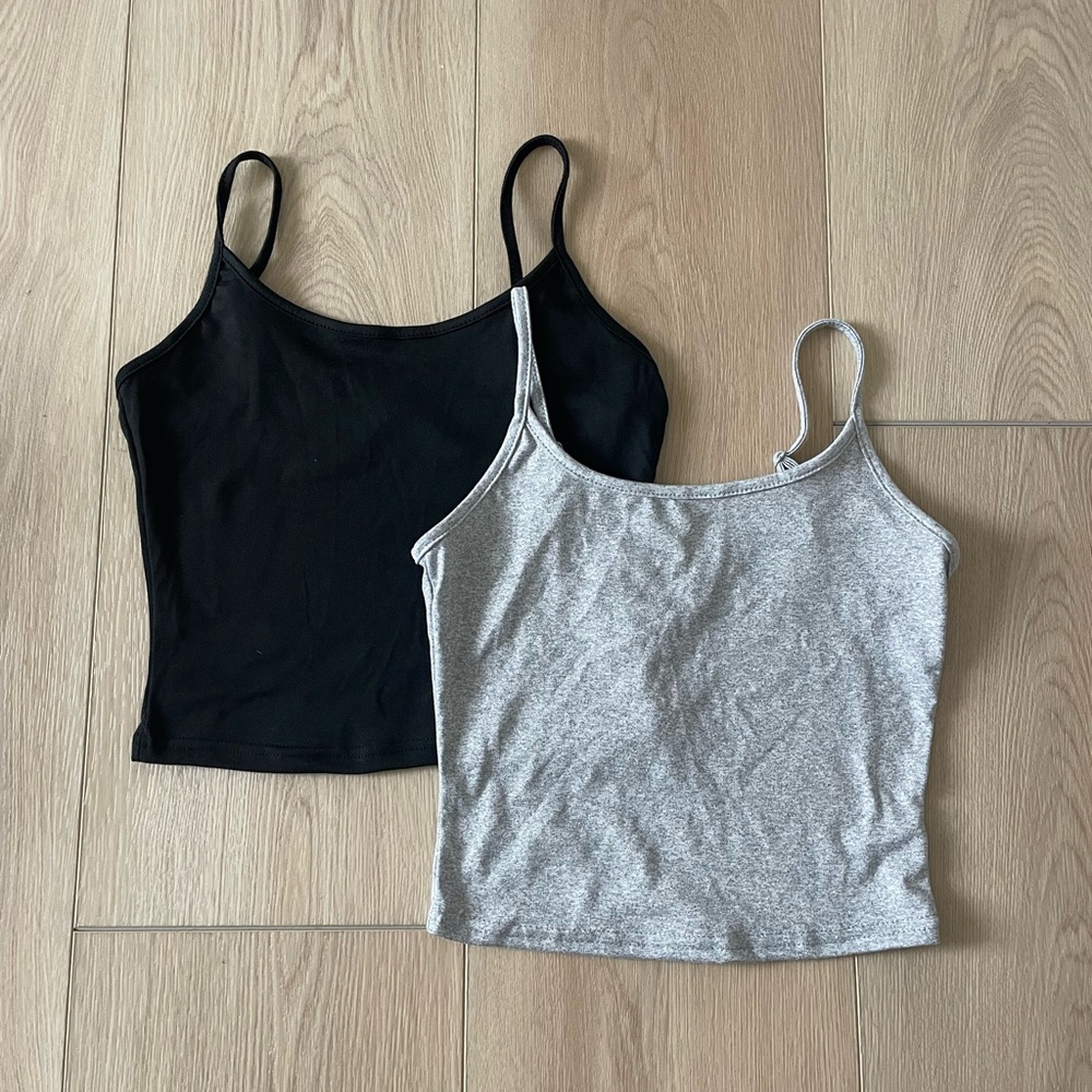 💫 NWOT Bundle of 2 Tanks
